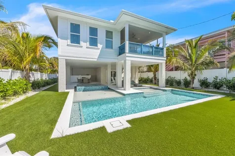 518 Spring Avenue Anna Maria FL 34216