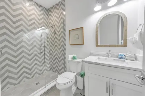518 Spring Avenue Anna Maria FL 34216