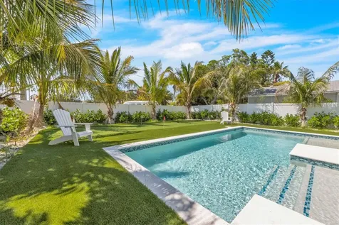 518 Spring Avenue Anna Maria FL 34216