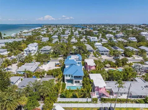 518 Spring Avenue Anna Maria FL 34216