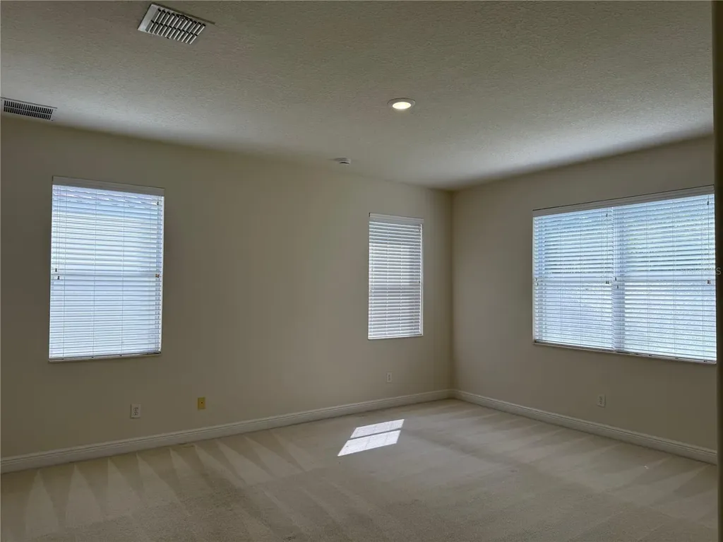 2740 Swoop Circle Kissimmee FL 34741