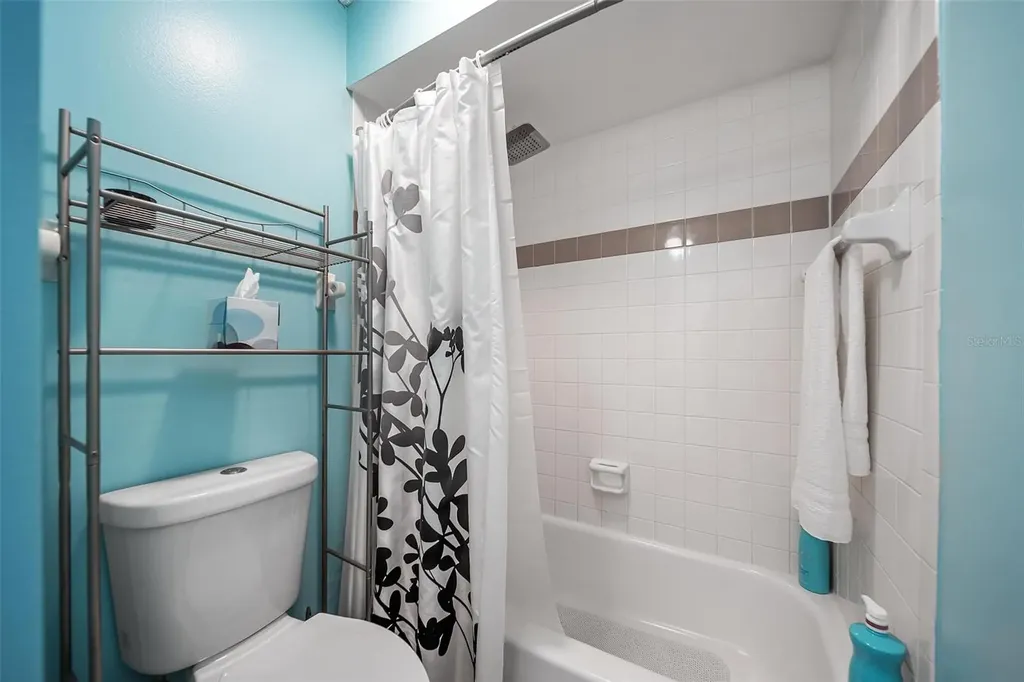 6033 34th Street W Bradenton FL 34210