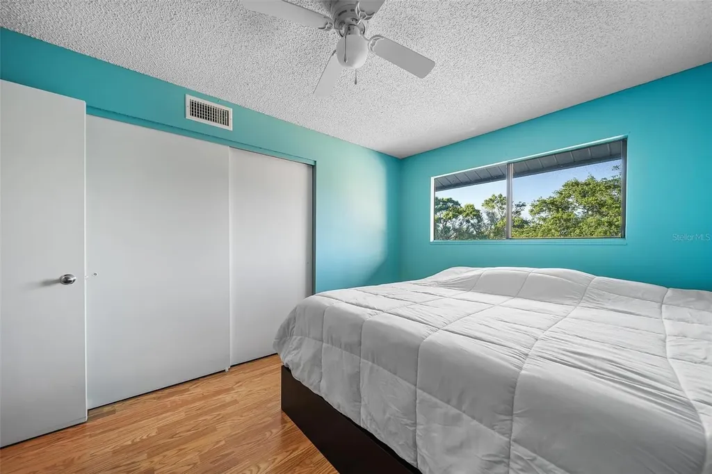 6033 34th Street W Bradenton FL 34210