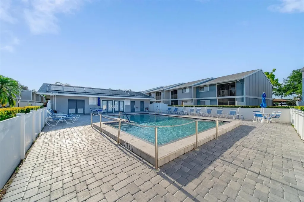 6033 34th Street W Bradenton FL 34210