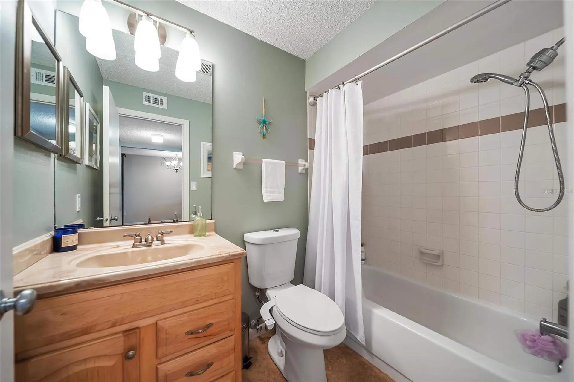 6033 34th Street W Bradenton FL 34210