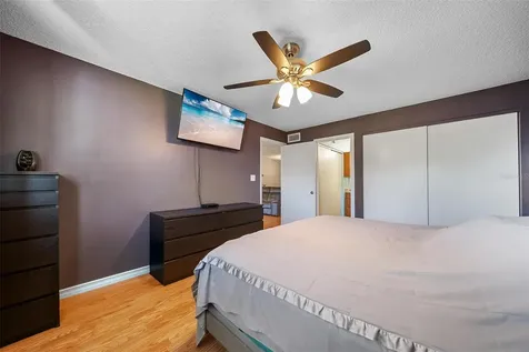 6033 34th Street W Bradenton FL 34210