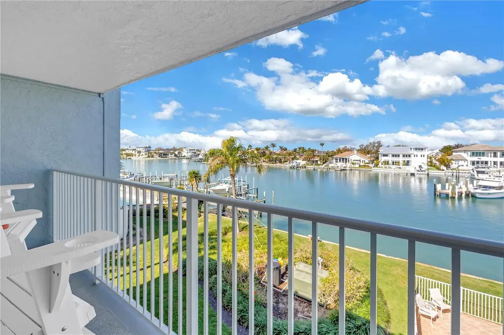 340 Pinellas Bayway S Tierra Verde FL 33715