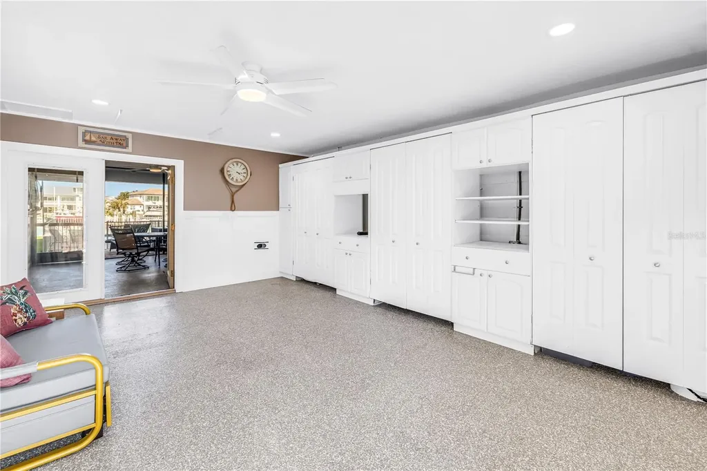 340 Pinellas Bayway S Tierra Verde FL 33715