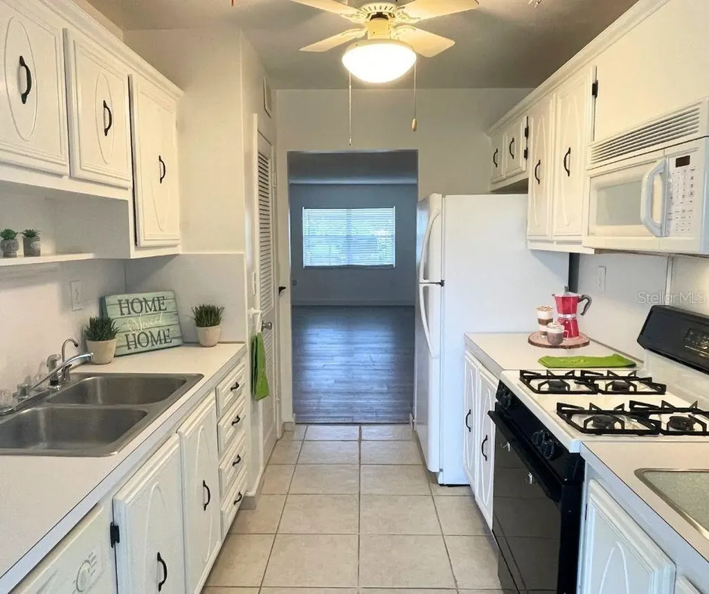 9950 62nd Terrace N St Petersburg FL 33708