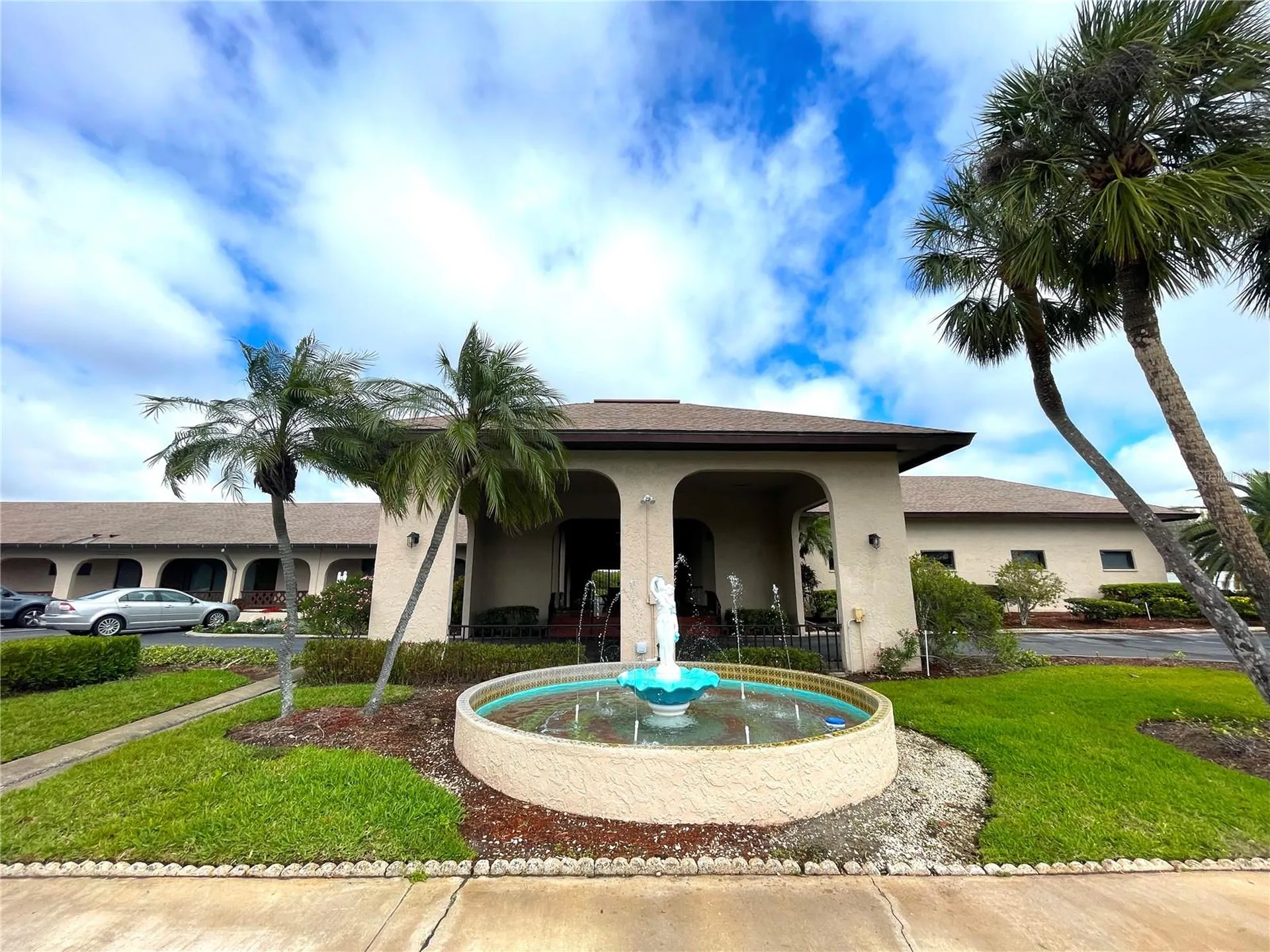 9950 62nd Terrace N St Petersburg FL 33708