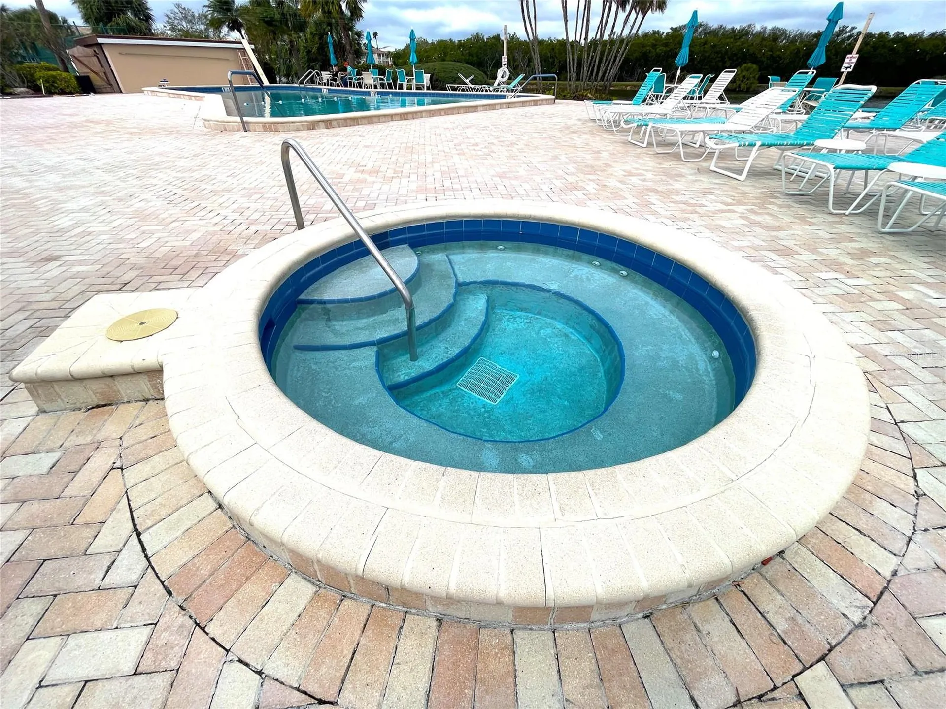 9950 62nd Terrace N St Petersburg FL 33708