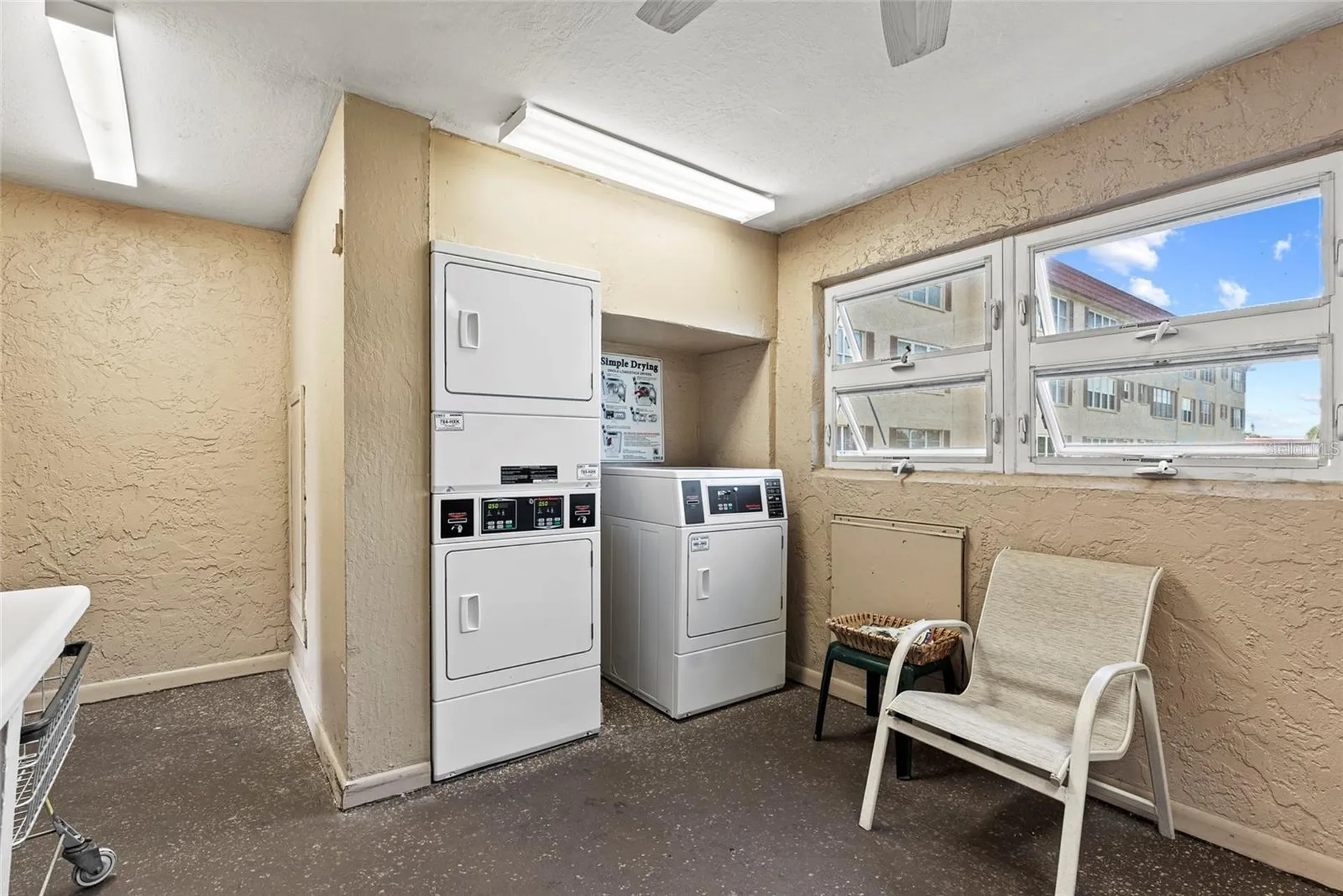 9950 62nd Terrace N St Petersburg FL 33708