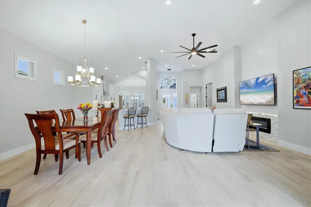6514 Oakland Hills Drive Lakewood Ranch FL 34202