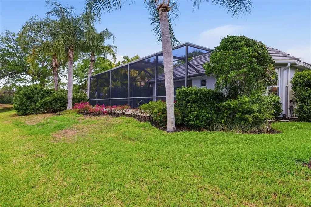 6514 Oakland Hills Drive Lakewood Ranch FL 34202