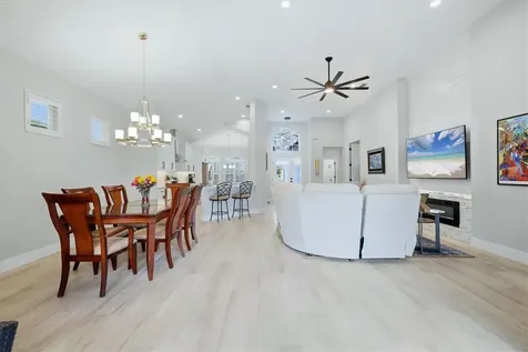 6514 Oakland Hills Drive Lakewood Ranch FL 34202