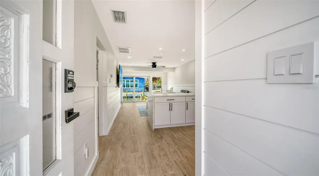 729 Saint Judes Drive S Longboat Key FL 34228