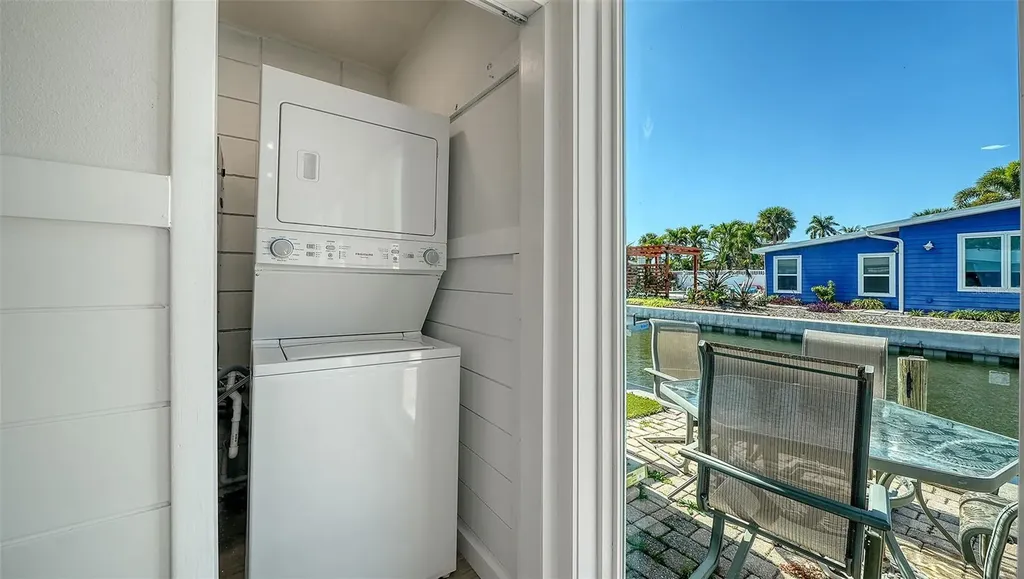 729 Saint Judes Drive S Longboat Key FL 34228