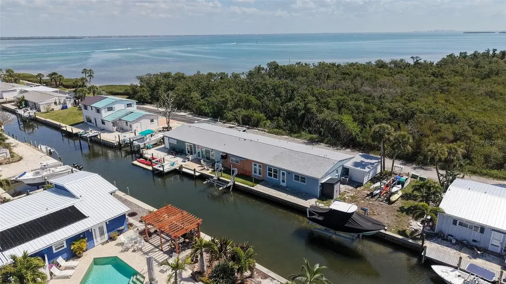 729 Saint Judes Drive S Longboat Key FL 34228