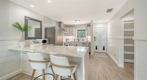 729 Saint Judes Drive S Longboat Key FL 34228