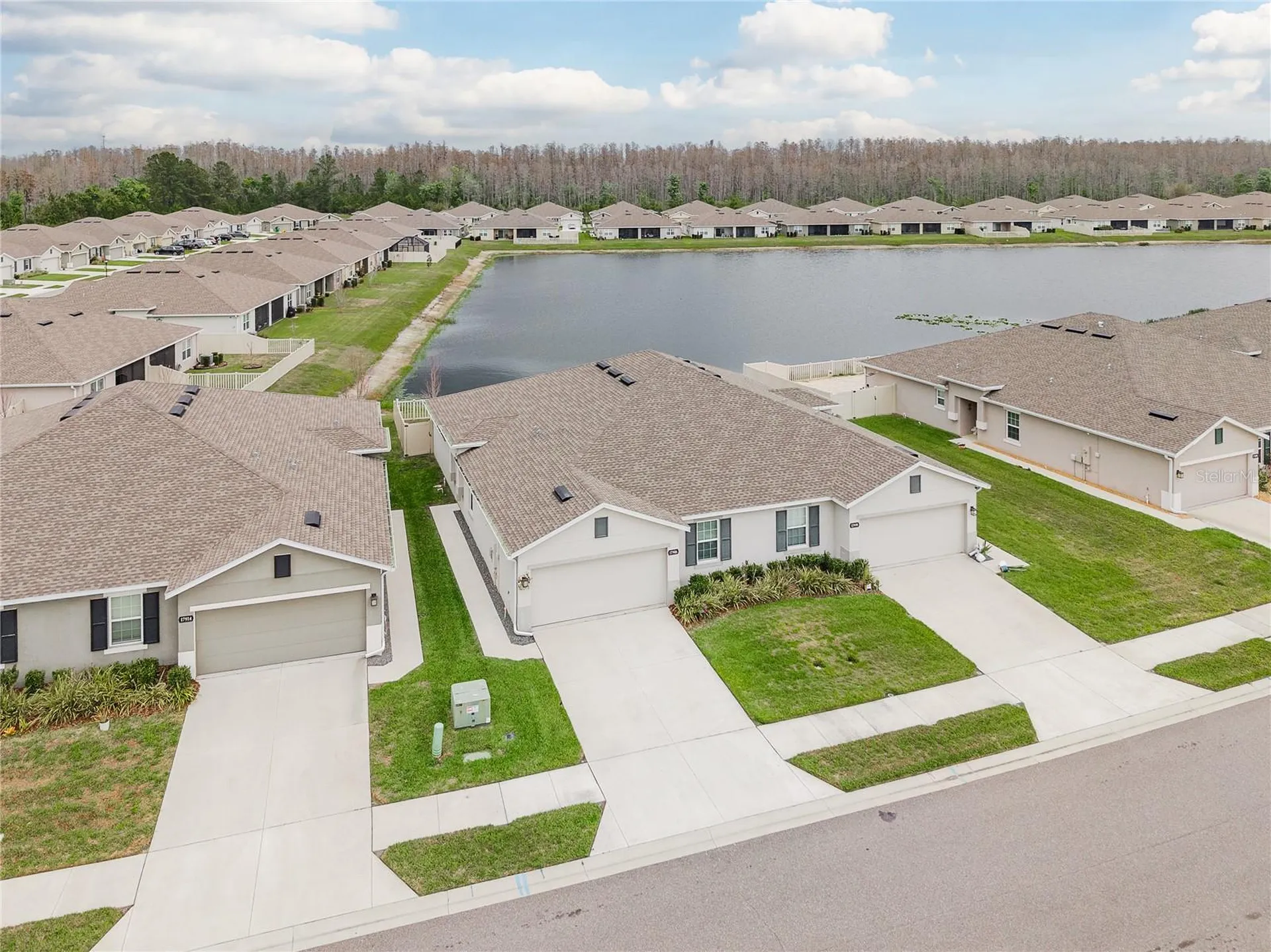 17906 Turning Leaf Circle Land O Lakes FL 34638