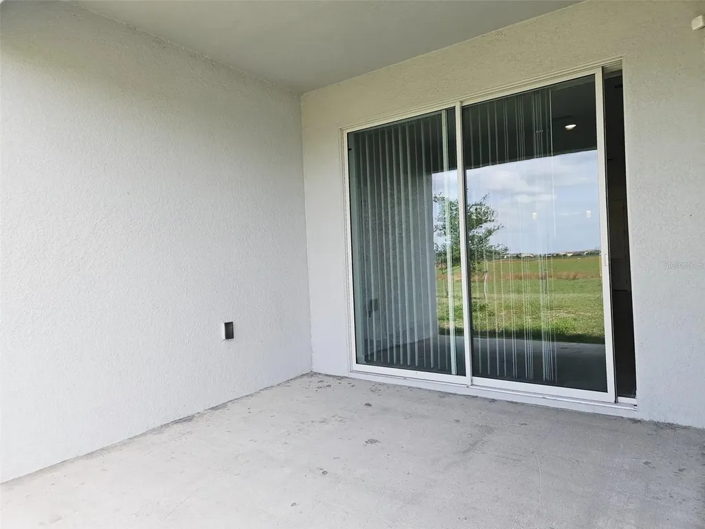 652 Daring Drive Davenport FL 33837