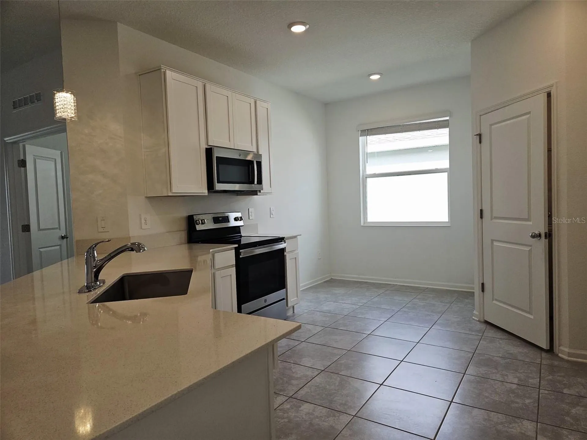 652 Daring Drive Davenport FL 33837