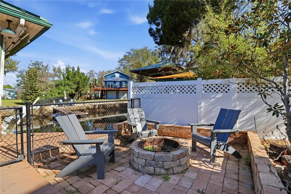 300 NW 12th Avenue Crystal River FL 34428