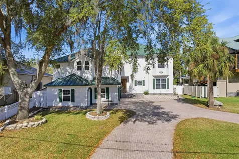 300 NW 12th Avenue Crystal River FL 34428