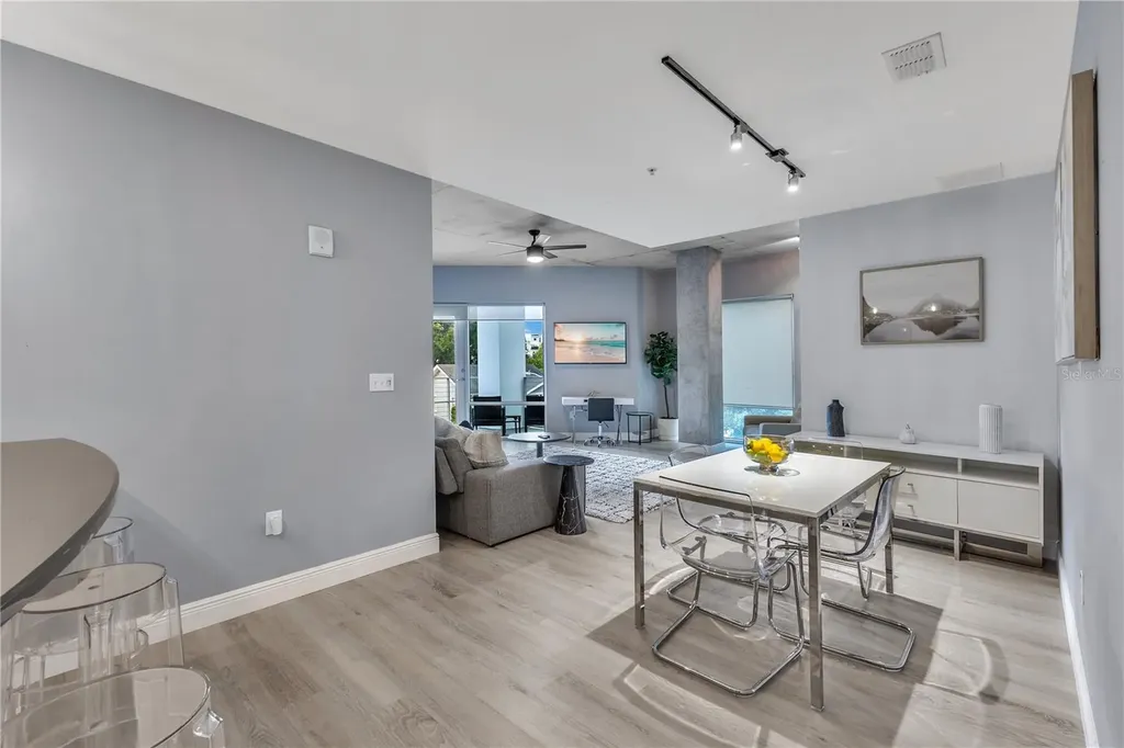 525 E Jackson Street Orlando FL 32801