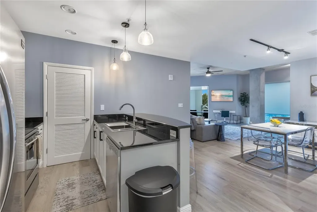 525 E Jackson Street Orlando FL 32801