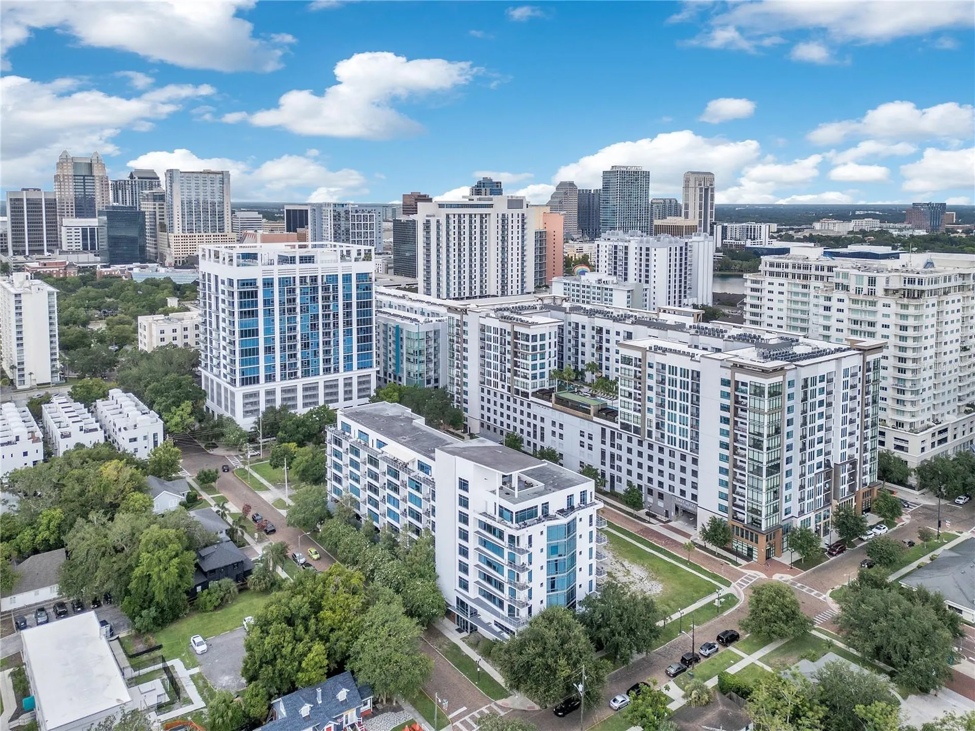 525 E Jackson Street Orlando FL 32801