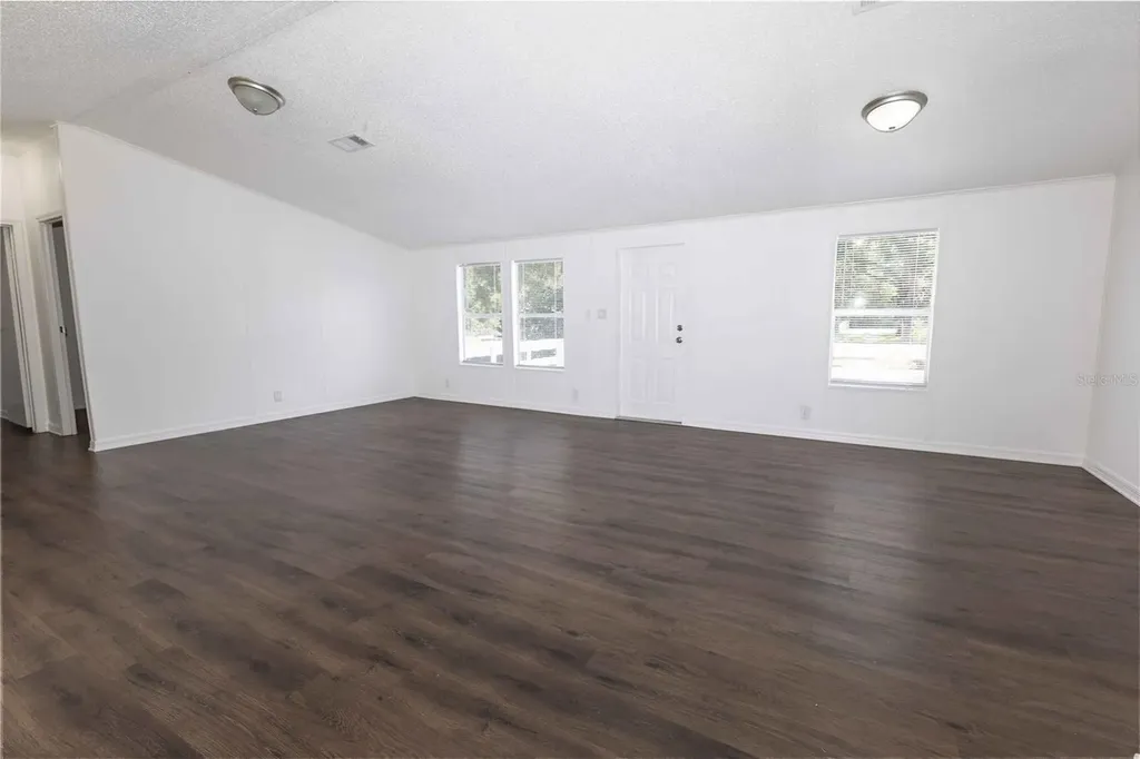 4872 Evans Street Coleman FL 33521