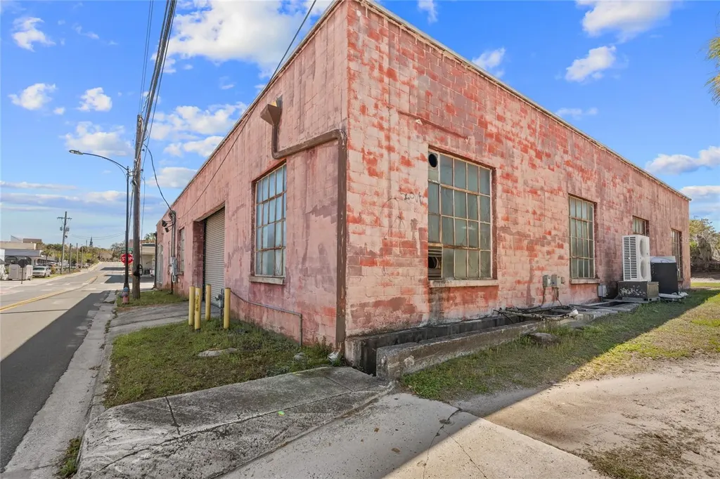 304 S Magnolia Avenue Ocala FL 34471