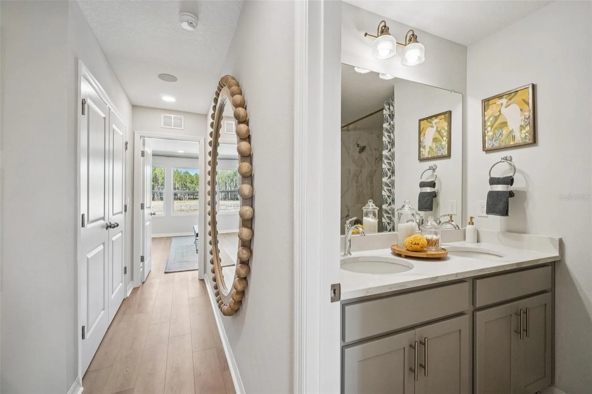 6860 Holcombe Down Drive Zephyrhills FL 33541