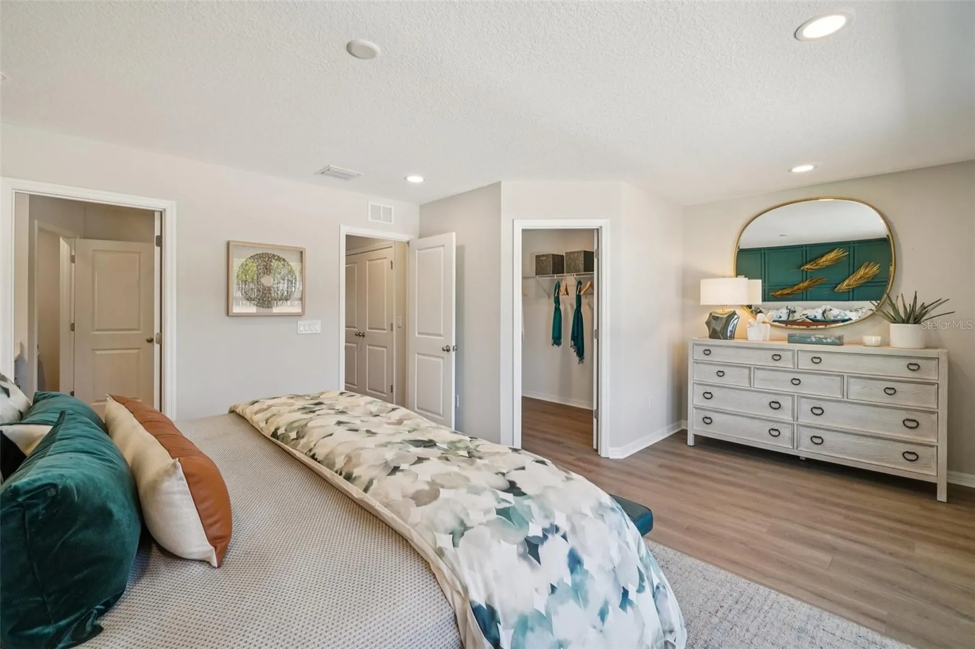 6860 Holcombe Down Drive Zephyrhills FL 33541