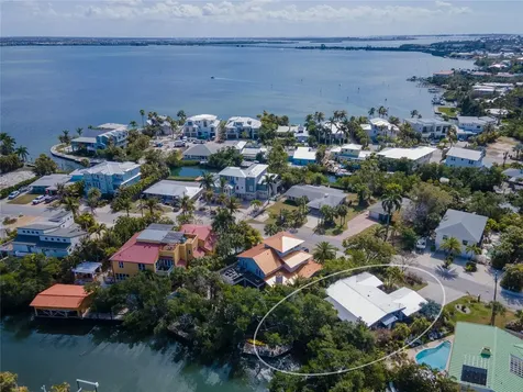 504 58th Street Holmes Beach FL 34217
