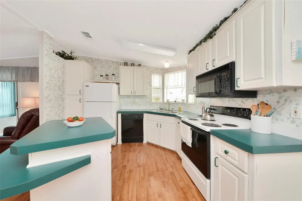 804 50th C Avenue E Bradenton FL 34203