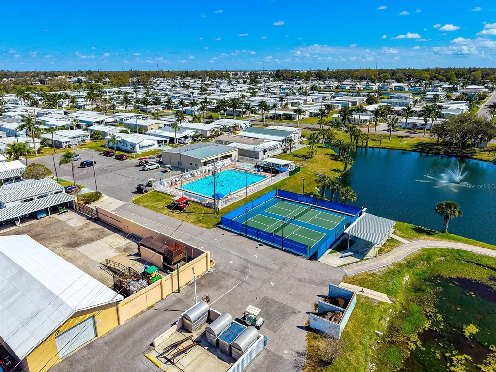 804 50th C Avenue E Bradenton FL 34203