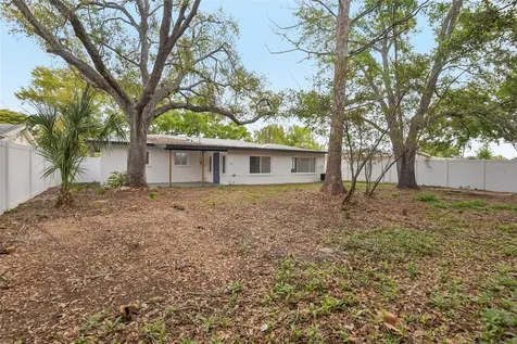 920 43rd Avenue NE St Petersburg FL 33703