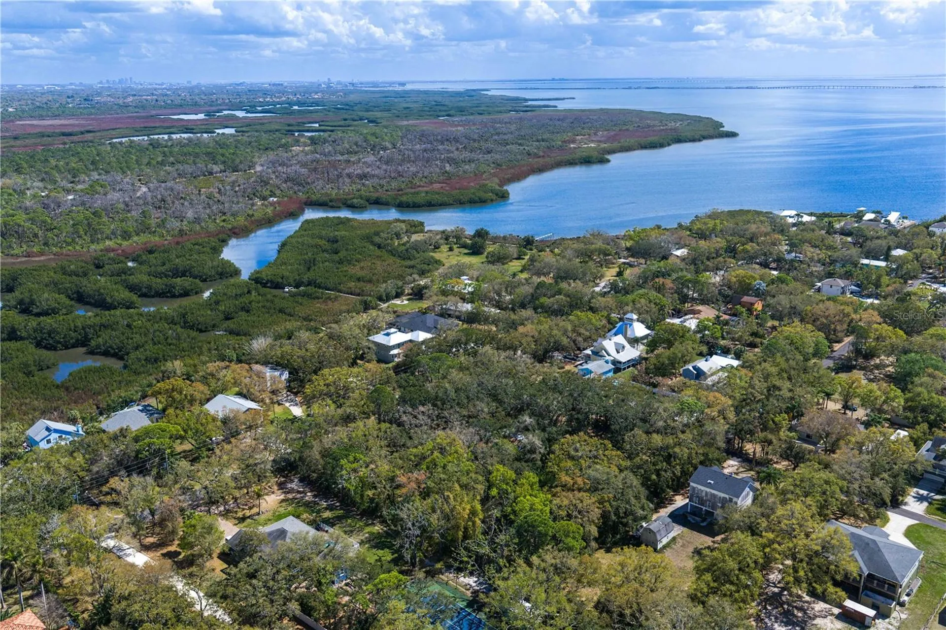8004 Bay Drive Tampa FL 33635