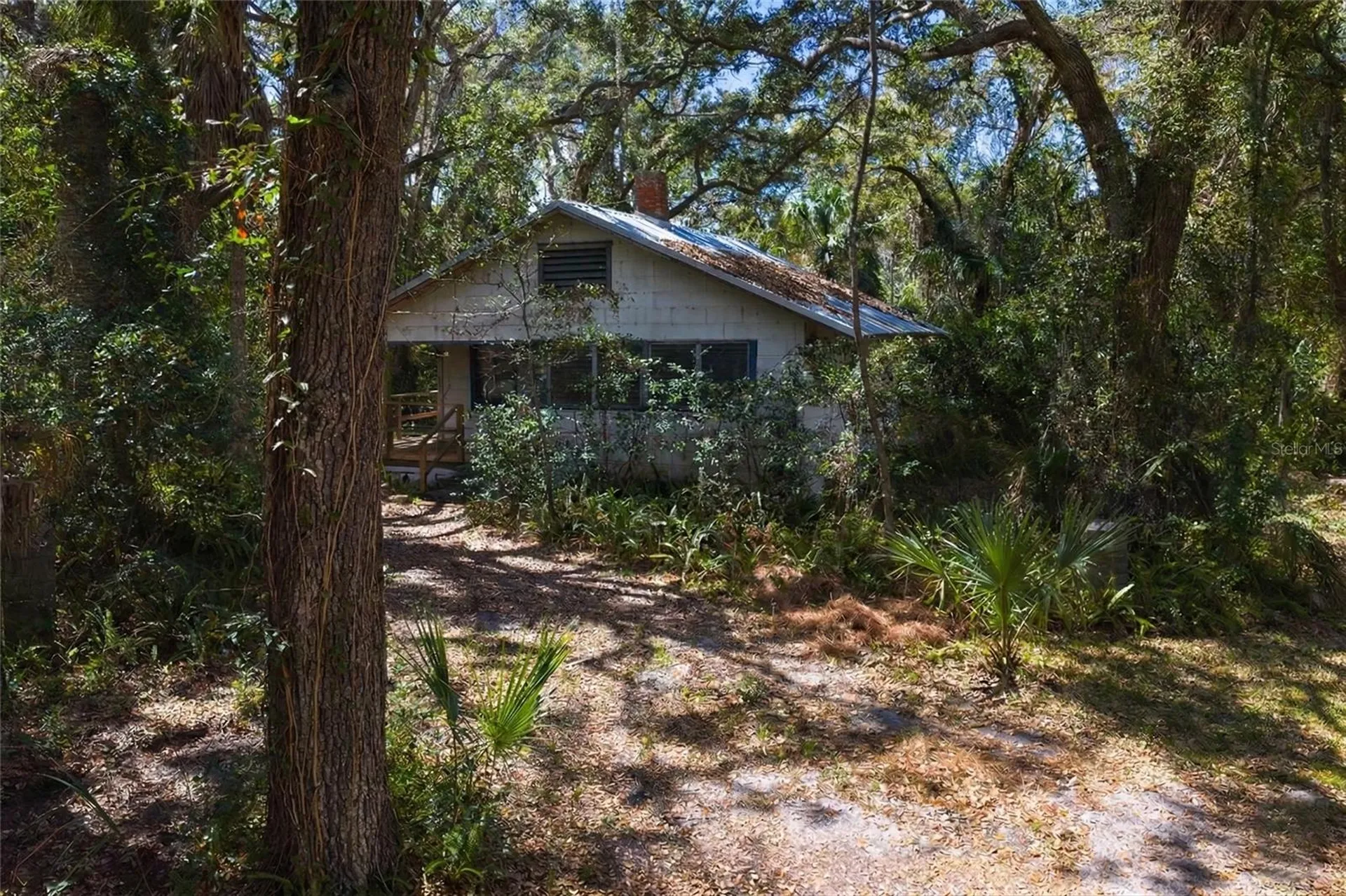 8004 Bay Drive Tampa FL 33635