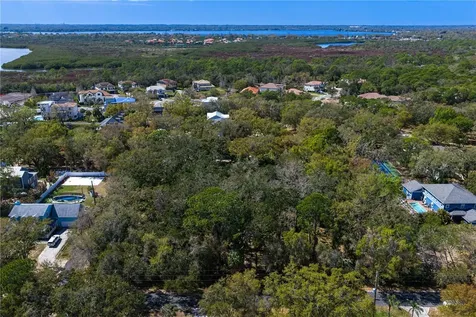 8004 Bay Drive Tampa FL 33635