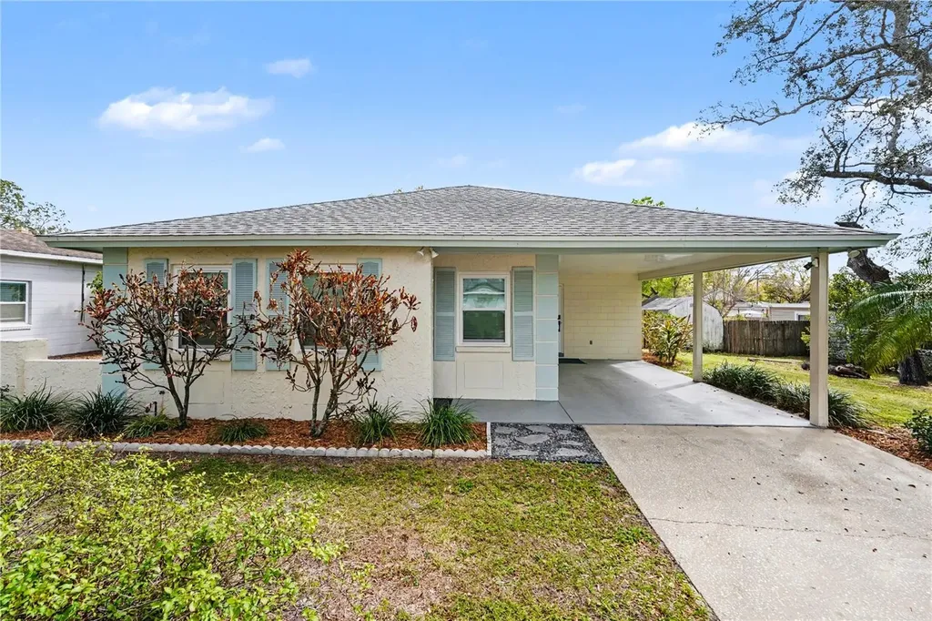 9605 N Edison Avenue Tampa FL 33612