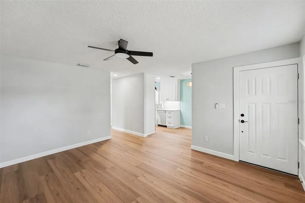 9605 N Edison Avenue Tampa FL 33612