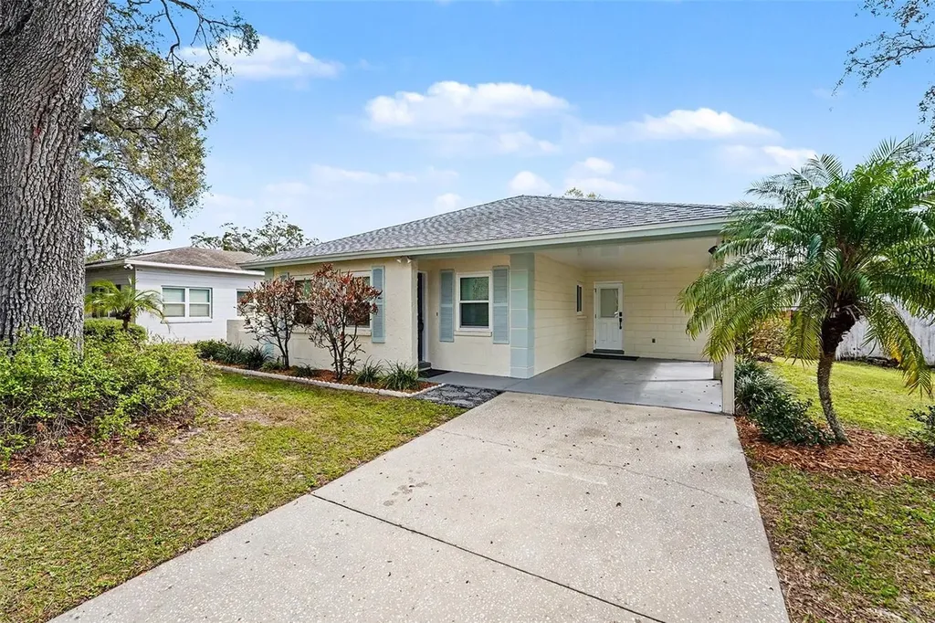 9605 N Edison Avenue Tampa FL 33612