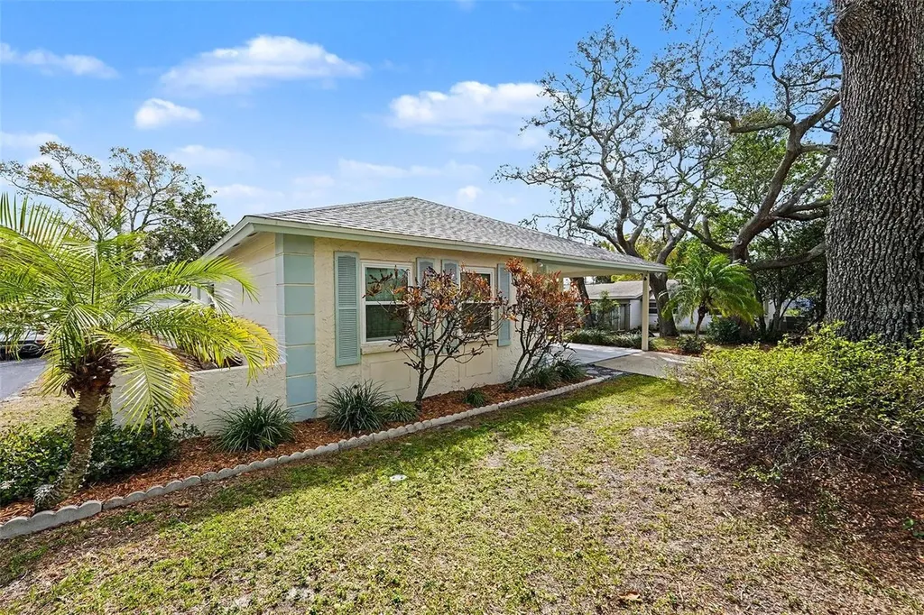 9605 N Edison Avenue Tampa FL 33612