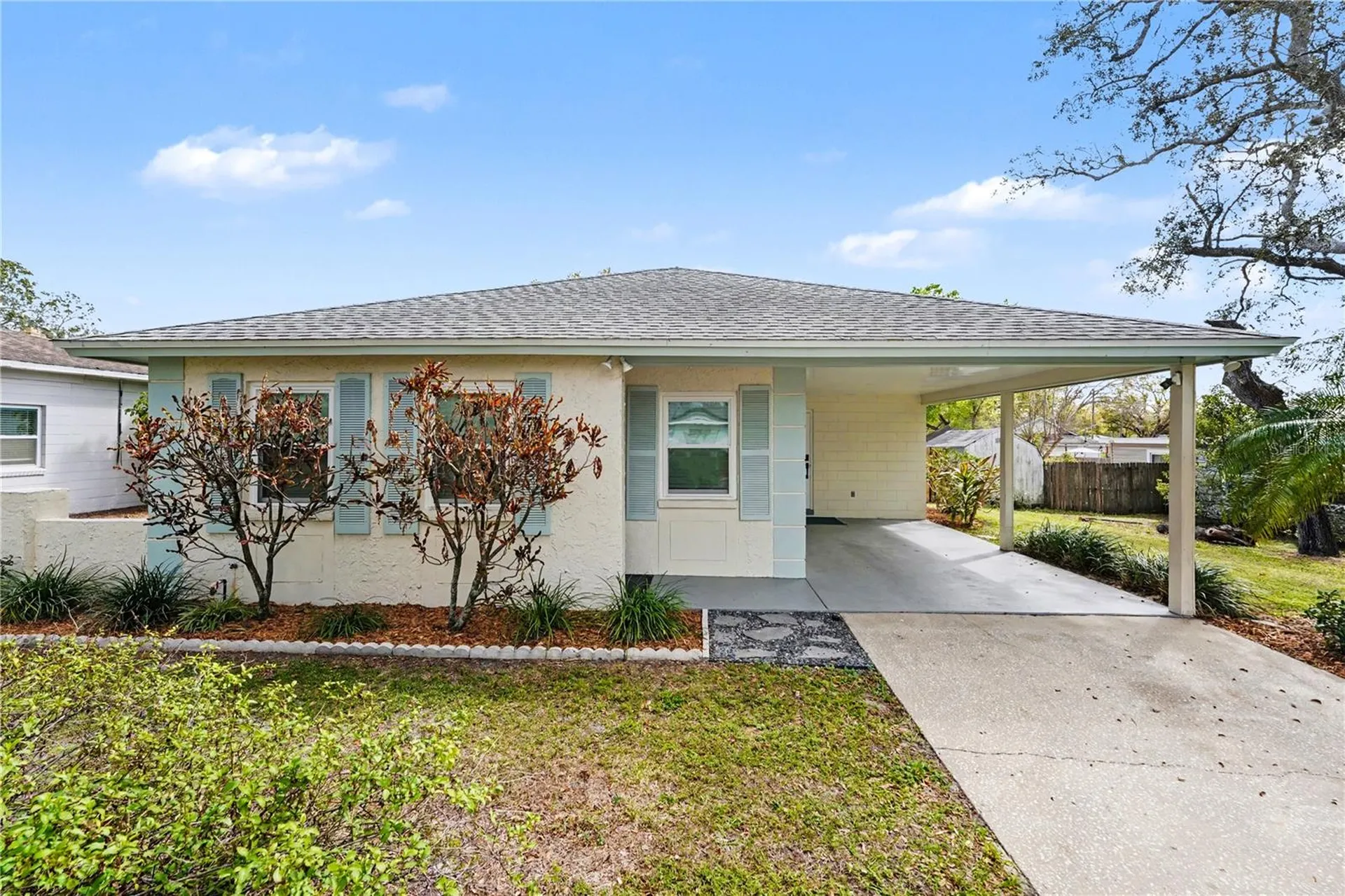 9605 N Edison Avenue Tampa FL 33612