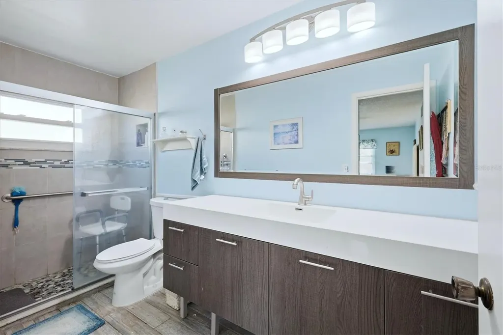 4140 Oakhurst Circle W Sarasota FL 34233