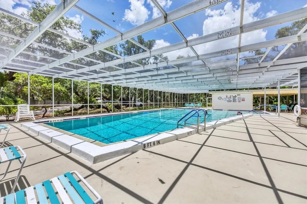 4140 Oakhurst Circle W Sarasota FL 34233