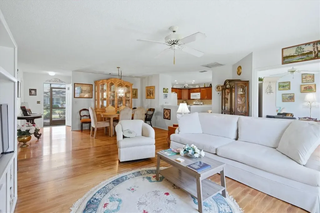 4140 Oakhurst Circle W Sarasota FL 34233